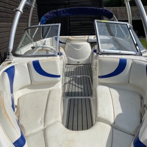 Maxum 1800 SR3