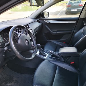 ŠKODA OCTAVIA TDI DSG AUTOMATIC MODEL 2016~KOŽA-NAVI-SENZORI-FELGE 18"
