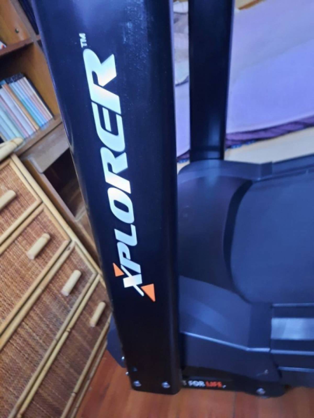 Traka za trčanje Xplorer B-PRO 9.0