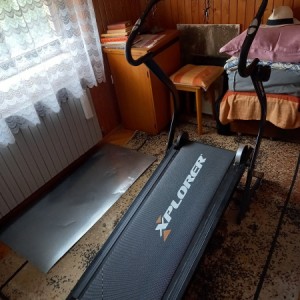 TRAKA ZA HODANJE I TRČANJE