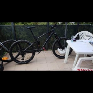 MTB BICIKL TREK REMEDY FULL SUSPENSION JAKO MALO VOZEN. ODLICNO STANJE