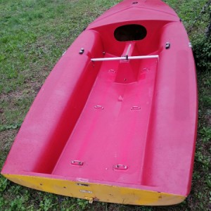 Čamac plastićni