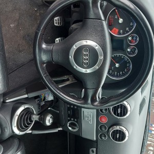 Prodajem ili mijenjam audi tt 1.8t