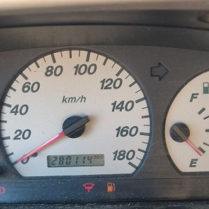Mazda B2500