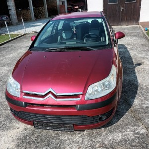 Citroen c4 1.4 16 V, 172000 km, klima, servisiran, nove gume, odličan