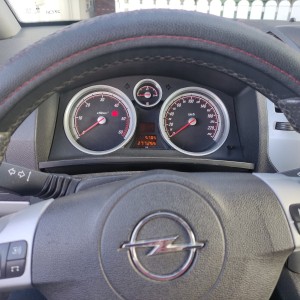 Prodajem Opel Zafira 1.9 CDTI