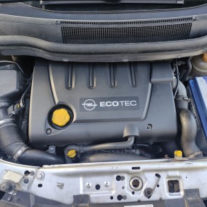 Prodajem Opel Zafira 1.9 CDTI