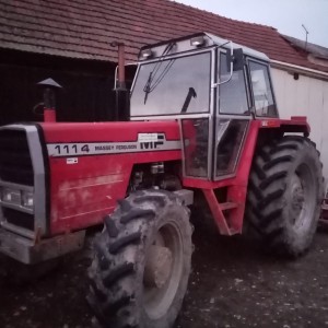 Masseya Ferguson 1114