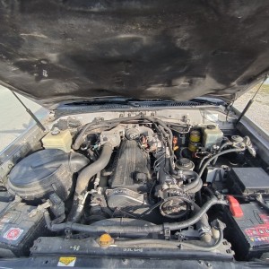TOYOTA LAND CRUISER 100