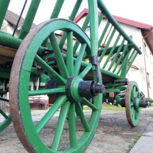 Zaprežna starinska kola