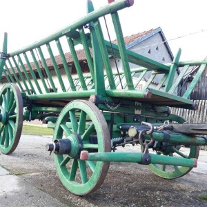 Zaprežna starinska kola