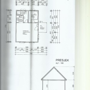 Kućica od hrastovih planjki u izgradnji, Mrežnica 300 m