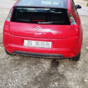 Citroen C4 1.6. 16V/ Prvi vlasnik/ 76.000 km