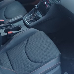 Prodajem Seat Leon 2.0 TDI FR
