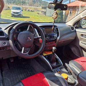 Mitsubishi L200