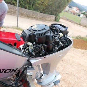 Vanbrodski motor Yamaha 20 daljinske komande