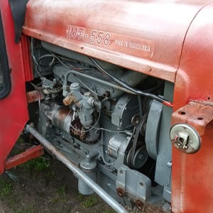 PRODAJEM IMT 558