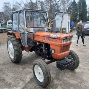 Traktor Štore 402