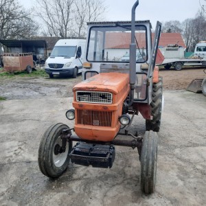 Traktor Štore 402