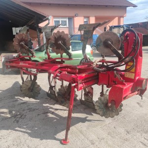Prodajem plug Vogel Noot MS 950 Vario od 12-22"(30-55cm).