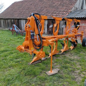 Plug Moro Aratri Vario 25-65cm 2021 godina nov nekorišten
