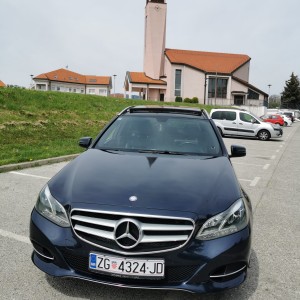 Mercedes E 220
