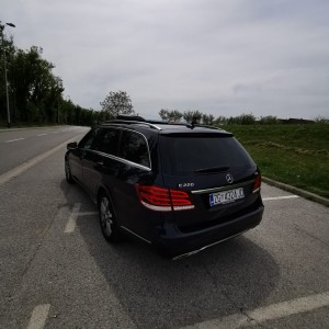 Mercedes E 220
