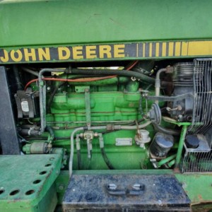 John Deere 3350