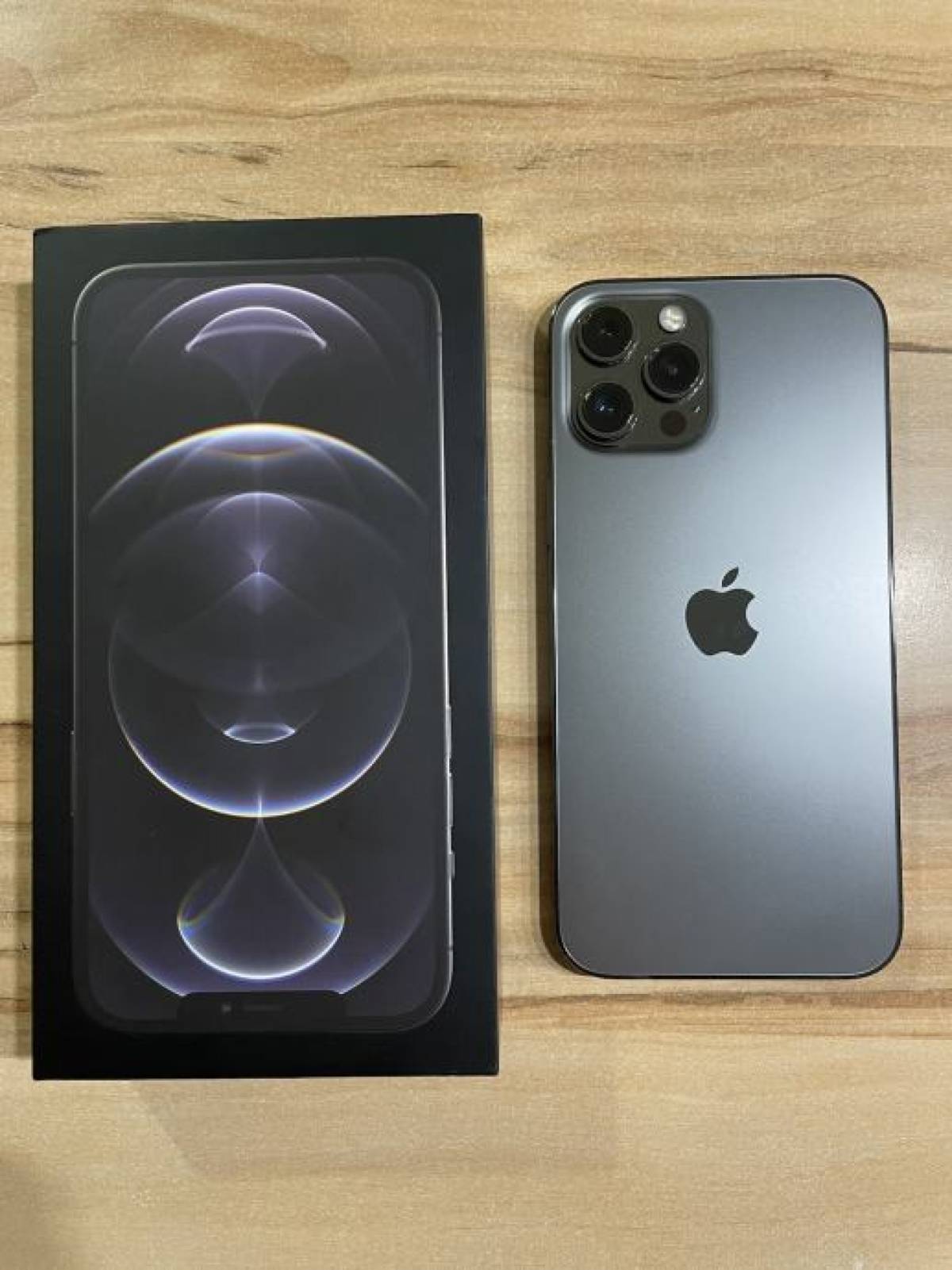 Iphone 12 pro max ,128gb