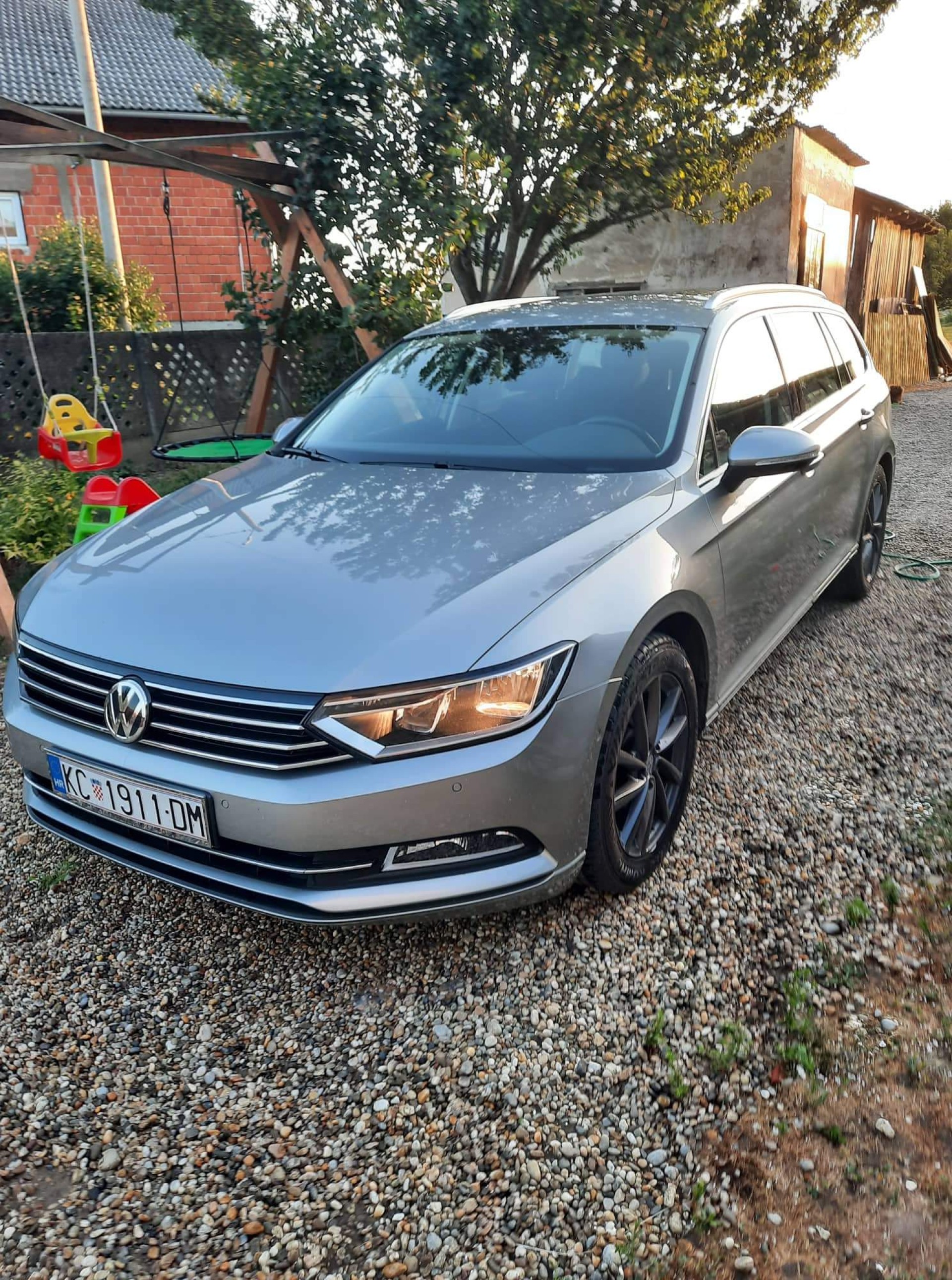 Passat 2.0 tdi BMT PARK SENZOR NAVIGACIJA KAMERA