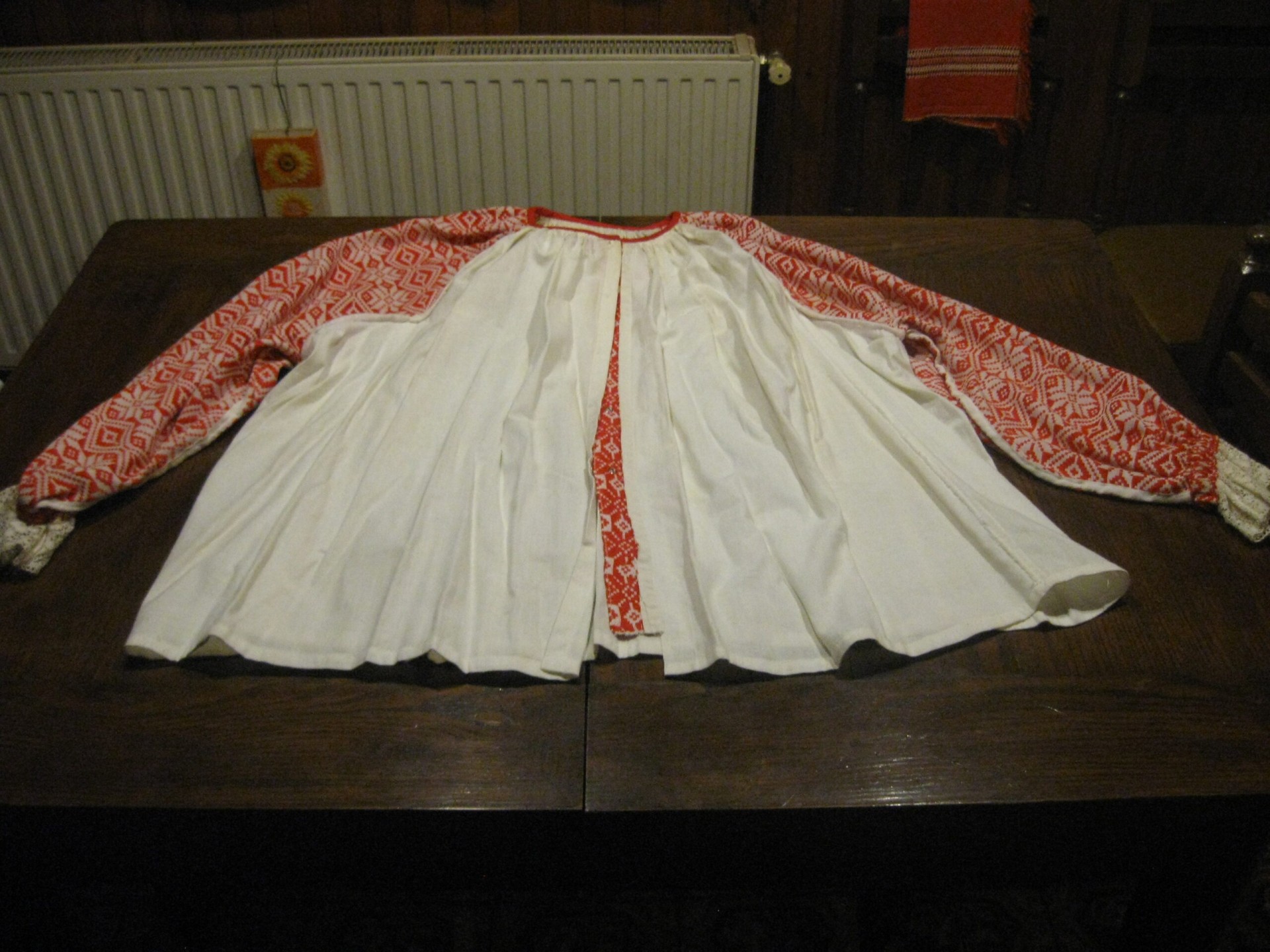 NARODNA NOŠNJA - ŽENSKA