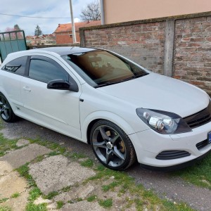 Opel Astra H GTC 1.9 CDTI Sport
