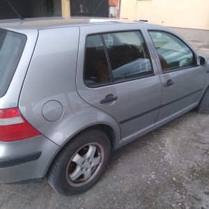 Golf 4