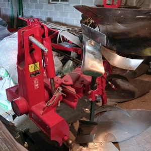 PLUG VOGEL NOOT M 950 3 BRAZDE OKRETAČ