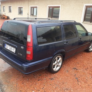 VOLVO V70