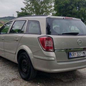 Opel astra H 1.4 16 v karavan