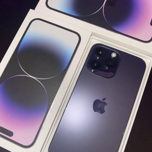 Prodajem novi iPhone 14 Pro Max - 256GB - Deep Purple €550