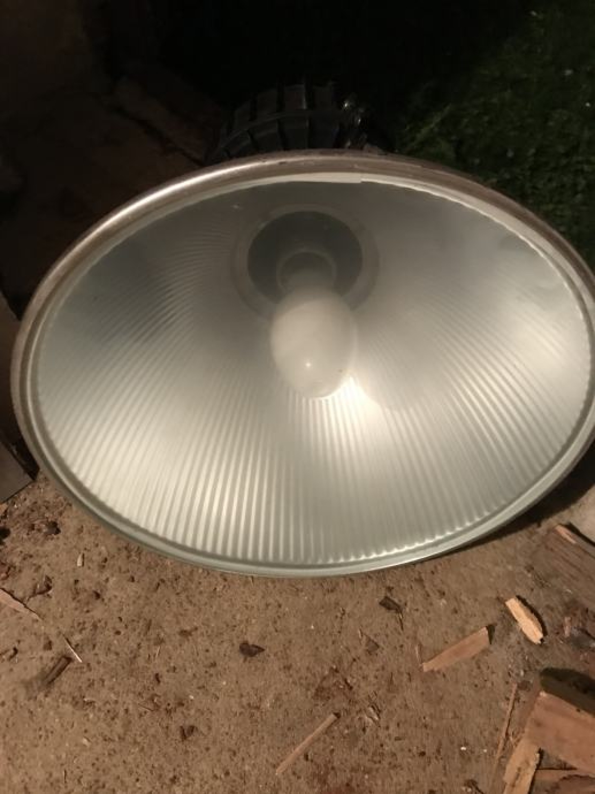 Lampe za halu sa zaruljama