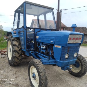 Ford 2000