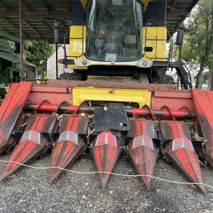 New Holland CS640