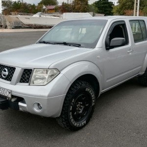 Nissan pitfainder 2.5dci prodajem