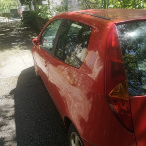 Hitno prodajem ili mijenjam Punto 1,9 diezel