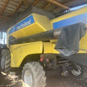 New Holland CS640