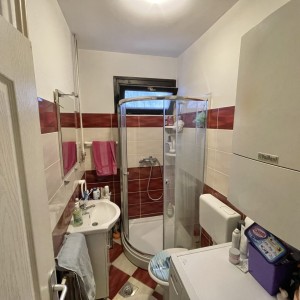 FANTASTIČNA LOKACIJA DVIJE KUĆE, KUĆA + KUĆA ZA GOSTE