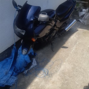 Kawasaki gpz 500s 2003g zamjena za auto