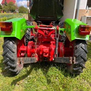 Traktor Tomo Vinković 418