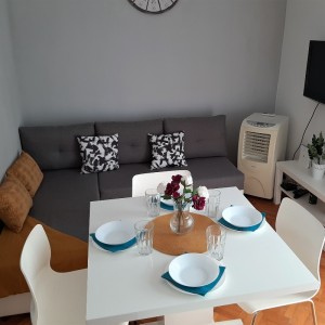 Novouređeni Apartman NILAN ( 2+2) Povljana / PAG