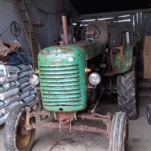 Traktor Steyr