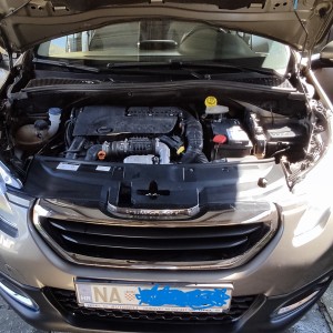 PEUGEOT 2008 BlueHDI