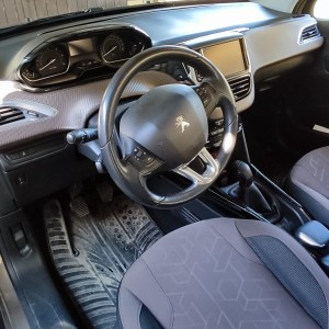 PEUGEOT 2008 BlueHDI
